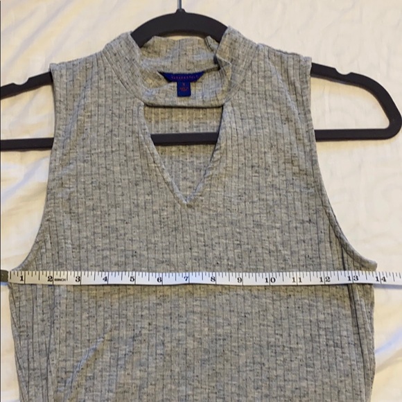 Dress - Picture 4 of 5